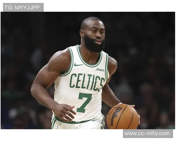 张佳玮分析杰伦布朗中投表现仅健康莱昂纳德可与之匹敌