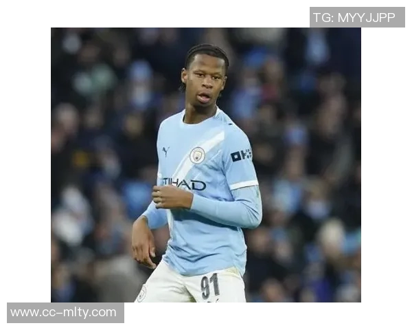 米兰有意引进曼城后卫阿克球员愿意降薪以求稳定出场机会 米兰有意引进曼城后卫阿克球员愿意降薪以求稳定出场机会